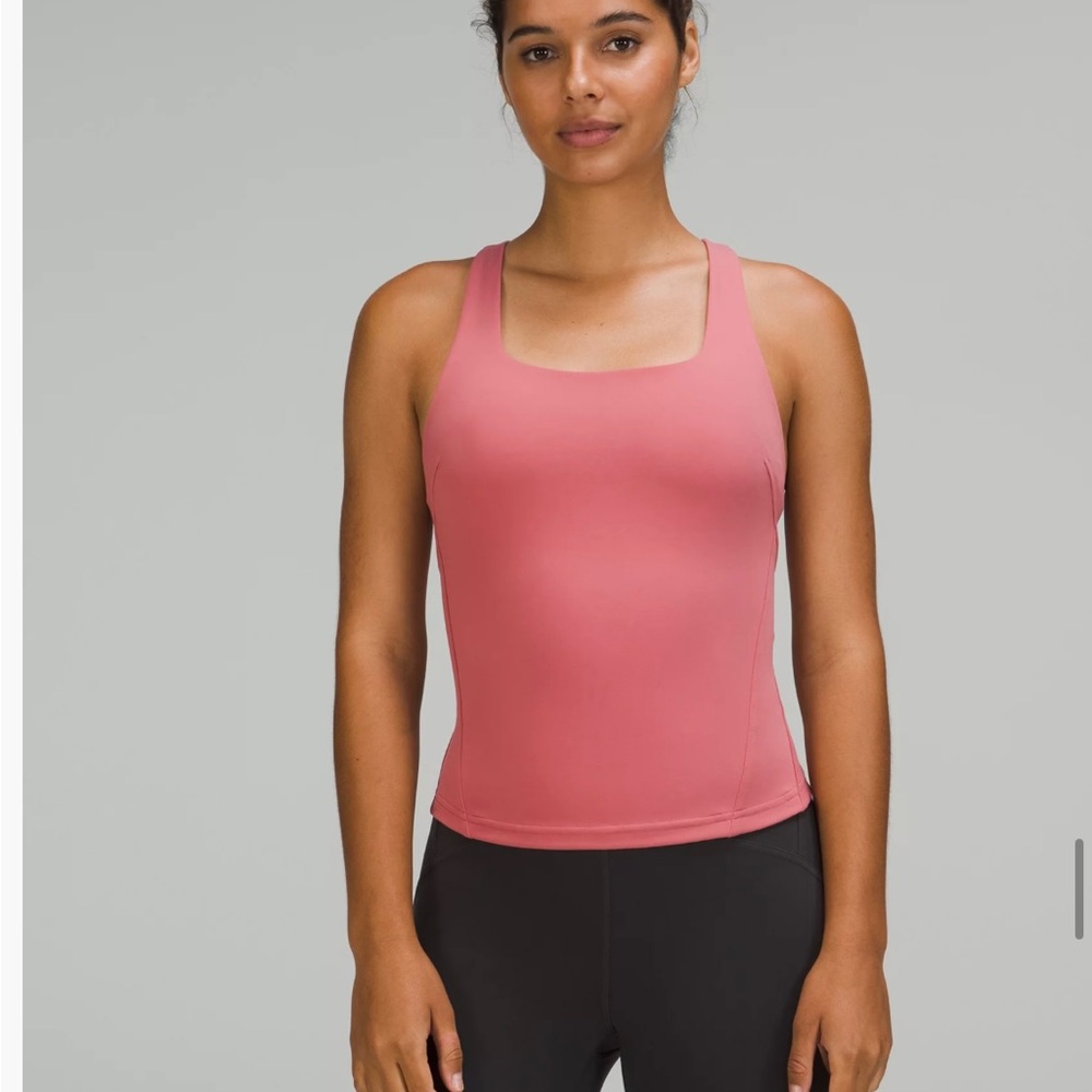 Brand NEW WITH TAGS LULU Lemon Instill Tank size 4